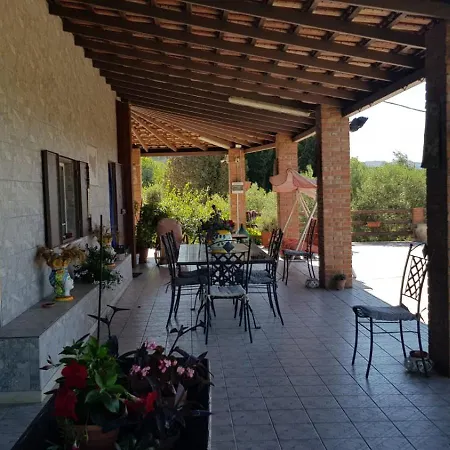 Vakantiehuis Bed House Floristella